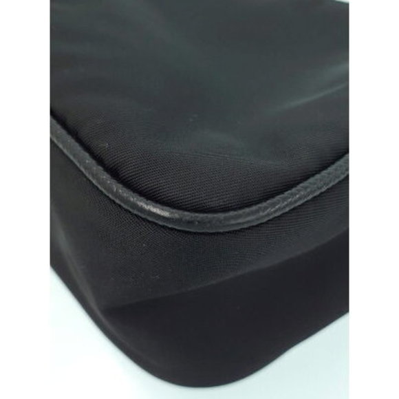 Prada Re Edition Re Nylon Bag - Picture 4 of 8